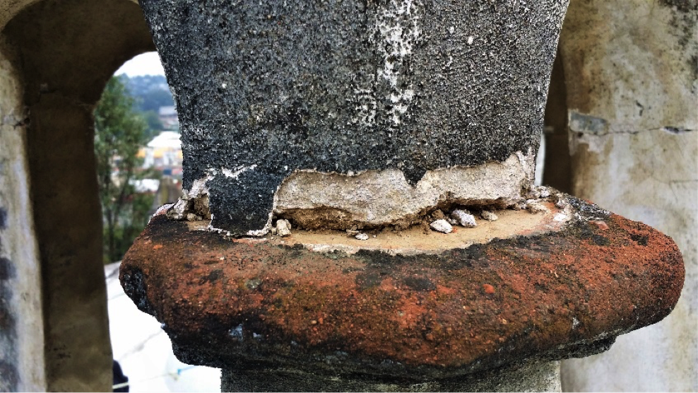 San Pedro Actopan. San Pedro se asoma y lamenta al ver su templo dañado