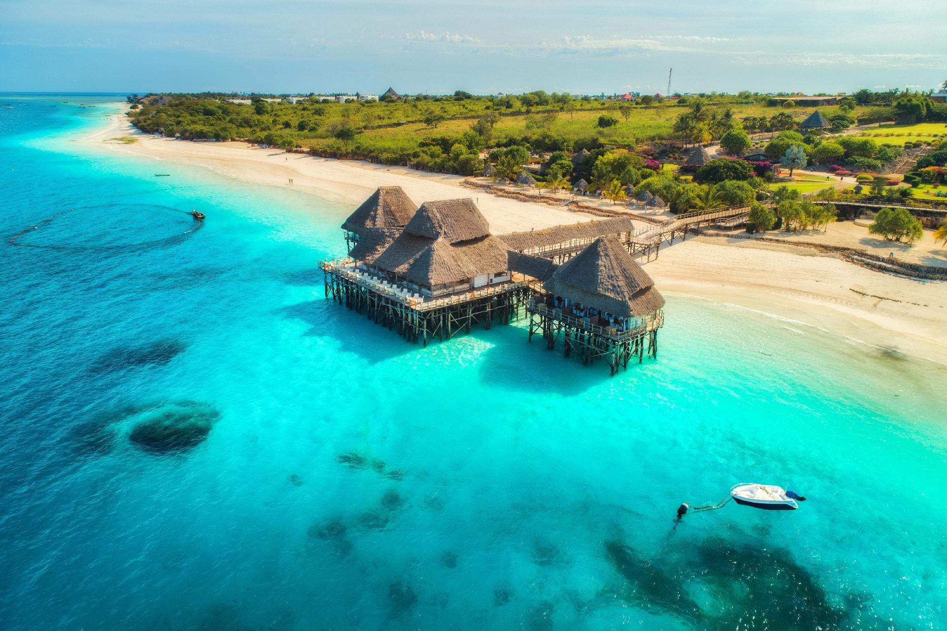 https://0201.nccdn.net/1_2/000/000/179/34d/zanzibar-3.jpg