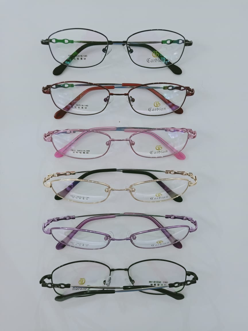 Modelo: 1911
Colores: Vino, Rosa, Dorado, Morado y Negro