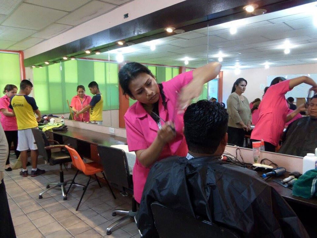 CECATI 193 - COSMETOLOGIA