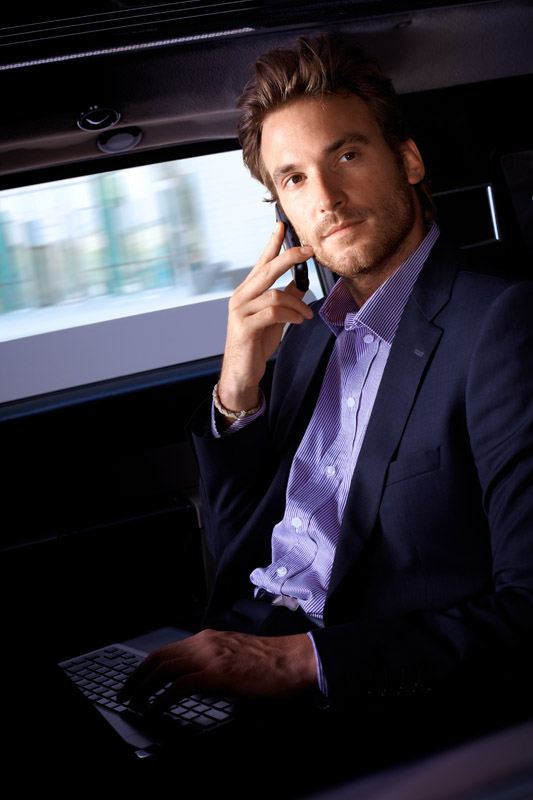 Dependable, Luxury Corporate Limousine Service||||