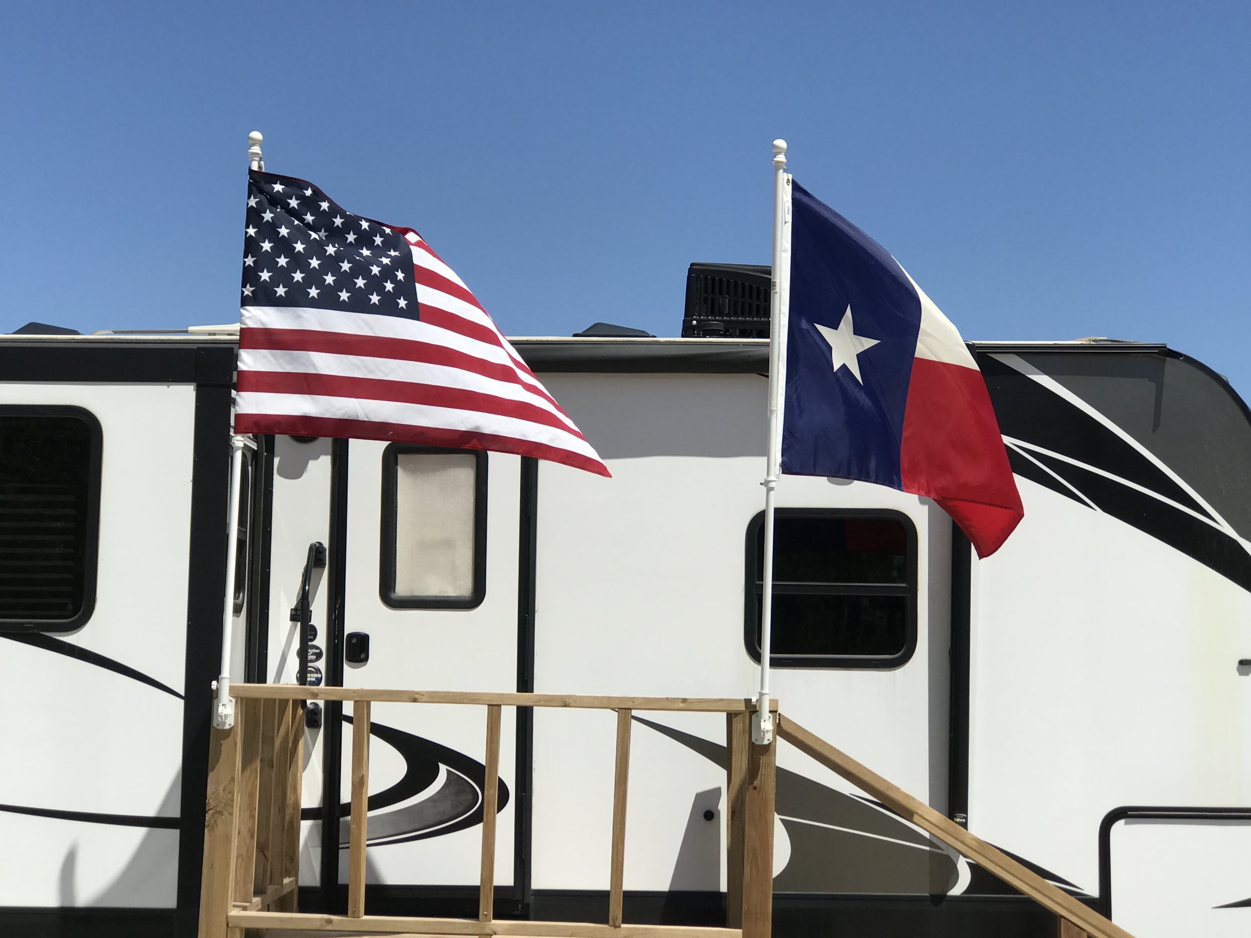 Avondale RV Park RV park in Fort Worth, TX (photo 3)