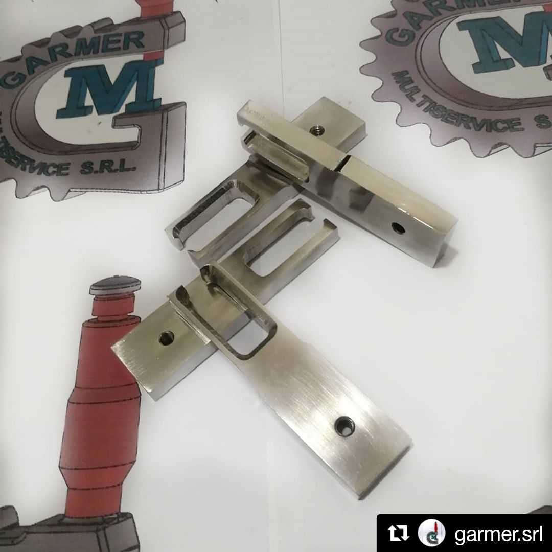 EMPUJADORES DE SALIDA PARA MAQ. SAPAL EN ACERO INOXIDABLE