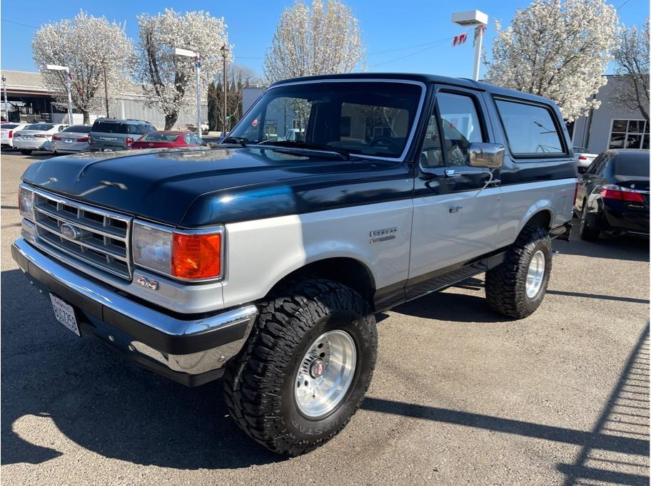 1988 Ford Bronco
Miles: 98,116
Stock: 1117
VIN: A76921
