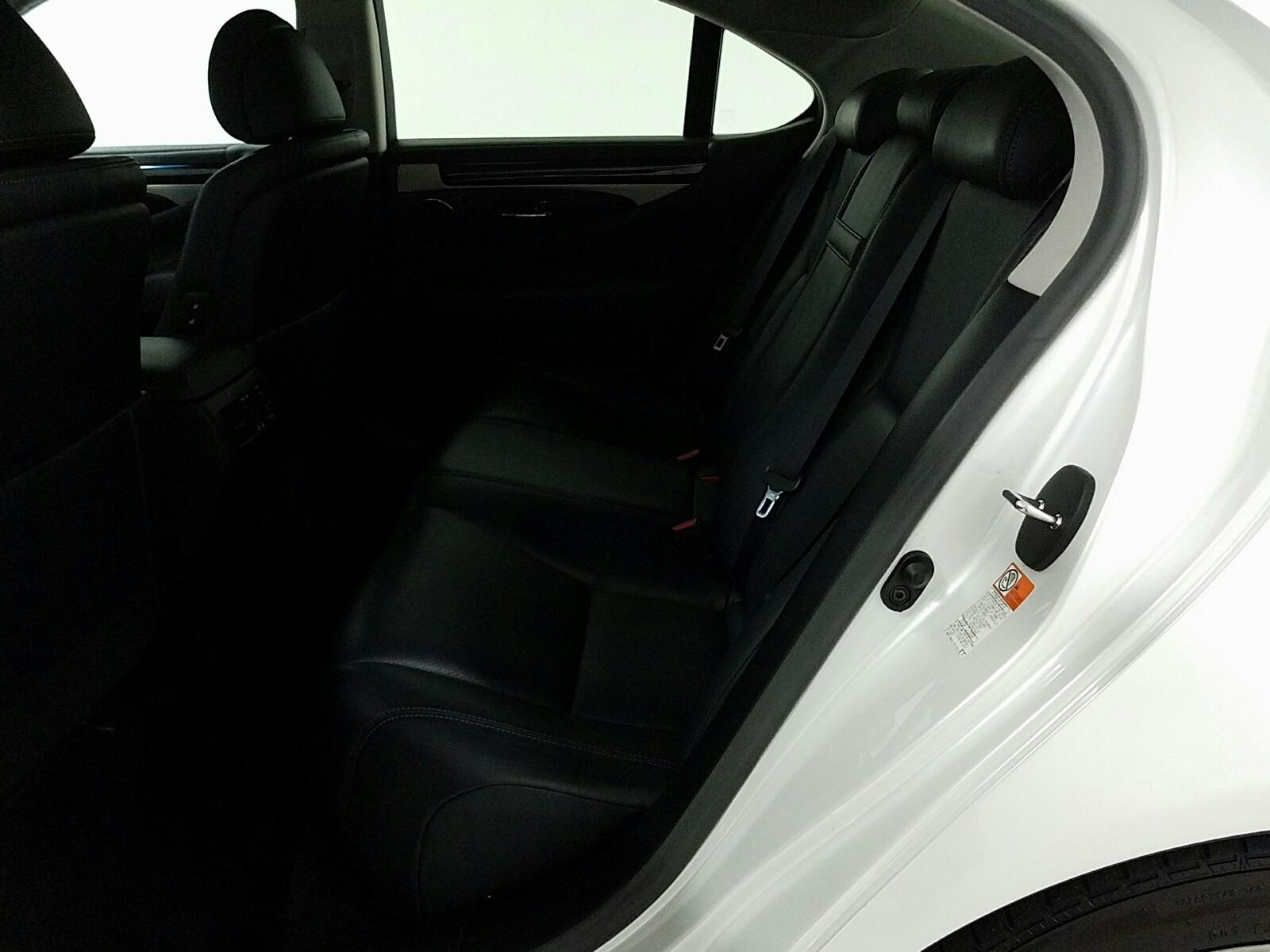 INTERIORREAR
