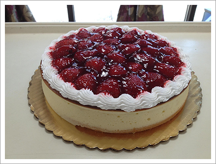 Yummy strawberry cheesecake||||