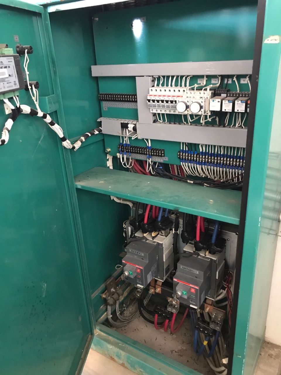 Grúas y Maniobras Precisas - Reparación de redes eléctricas