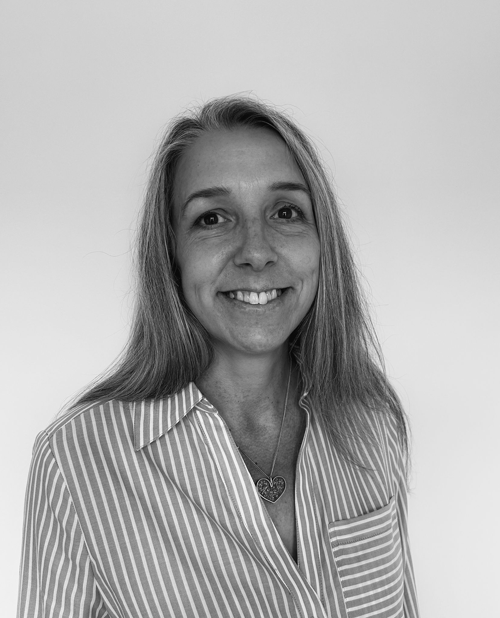 Pam Holdsworth Cert CII