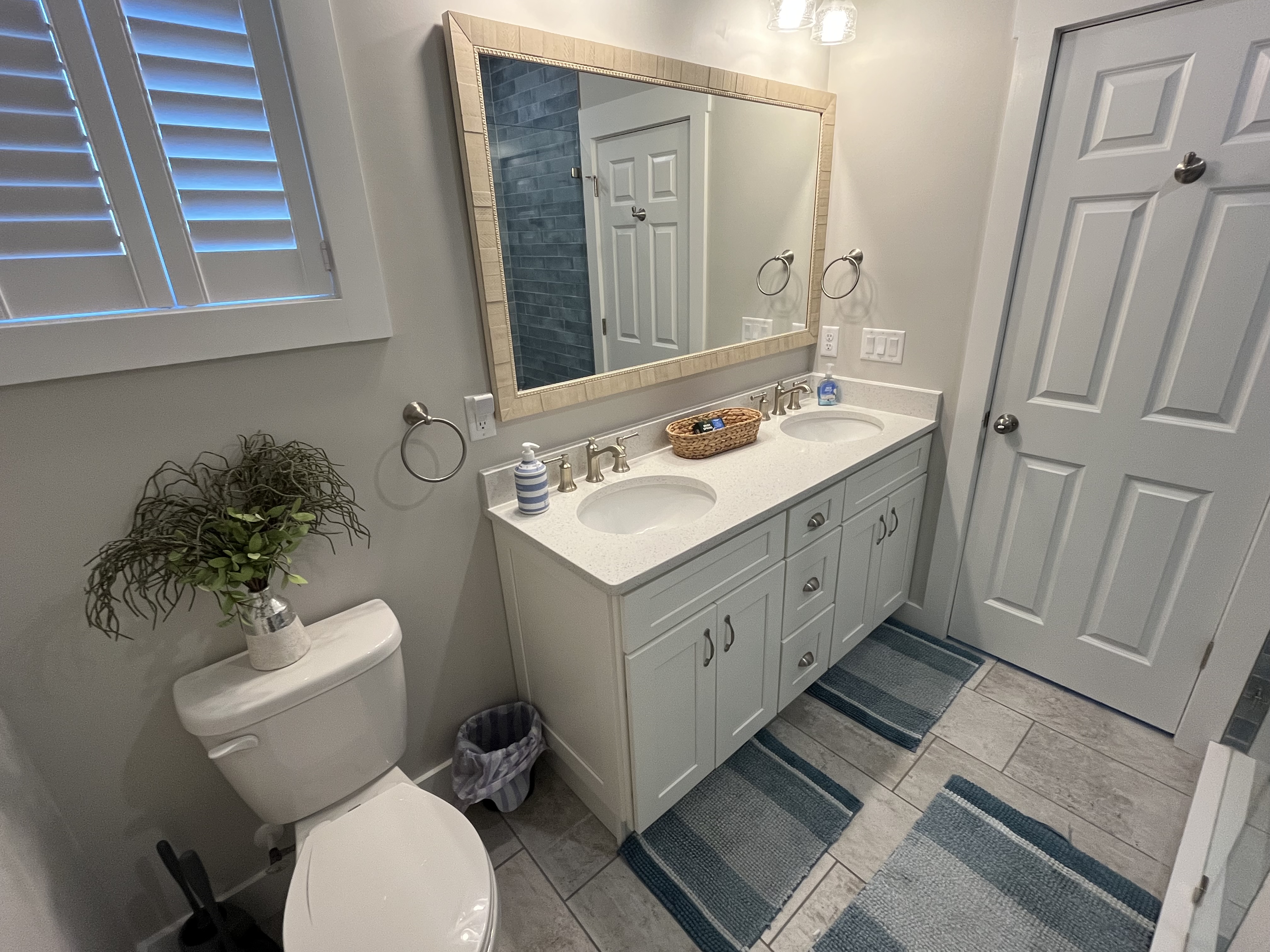 North Bathroom facing the North West bedroom entrance