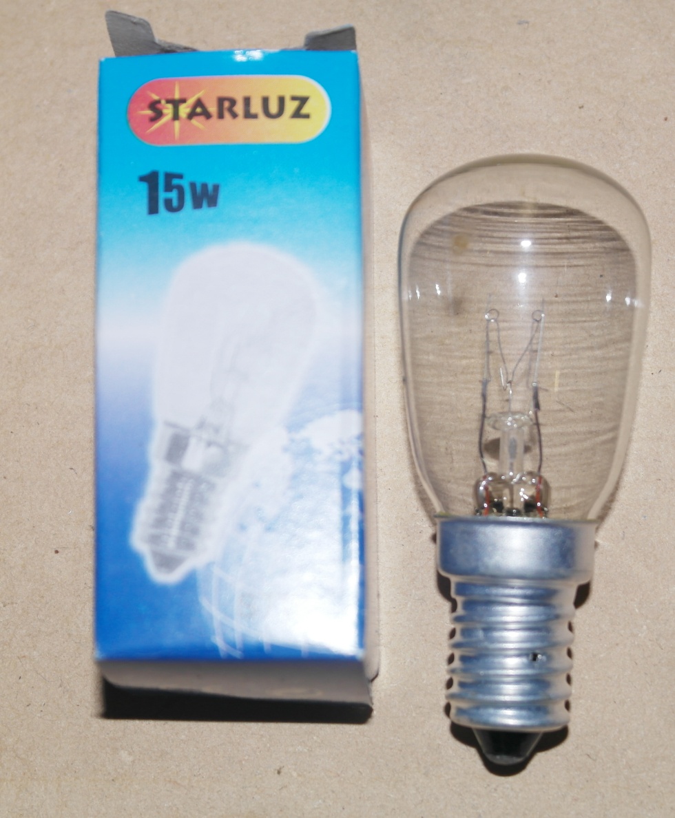 Bombillo inc.claro 
tipo perfume 15W E14 CH
 Codigo-10135