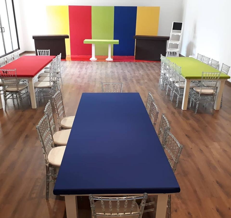 Rect Grande Tapizada Colores
Verde-Rojo-Azul
( SE ADAPTA AL COLOR QUE GUSTE)
$ 90.000