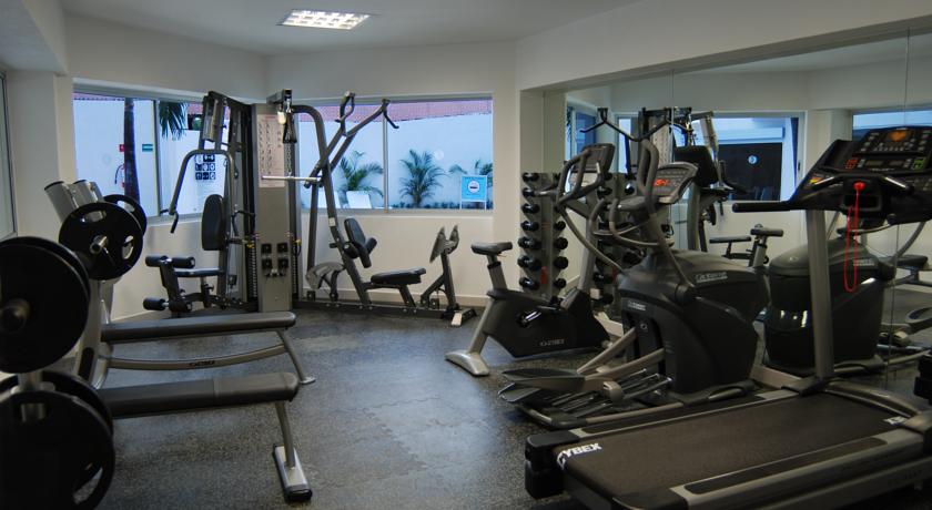 CON GIMNASIO EQUIPADO A TU SERVICIO ¡¡