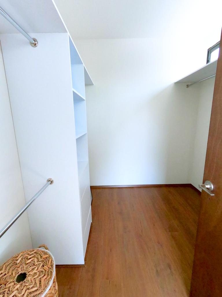 https://0201.nccdn.net/1_2/000/000/181/bdc/vestidor.jpg