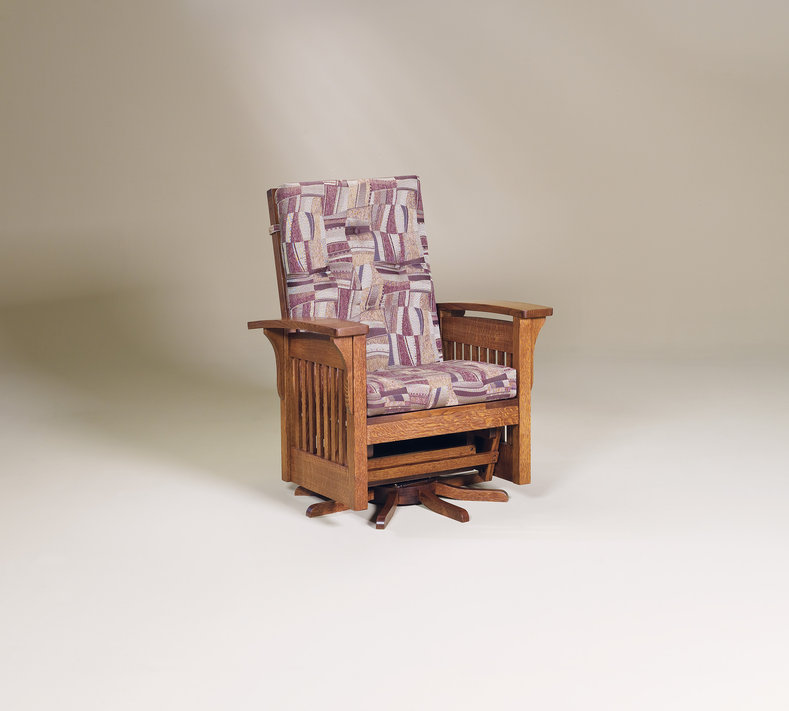 Bow Arm Swivel Glider