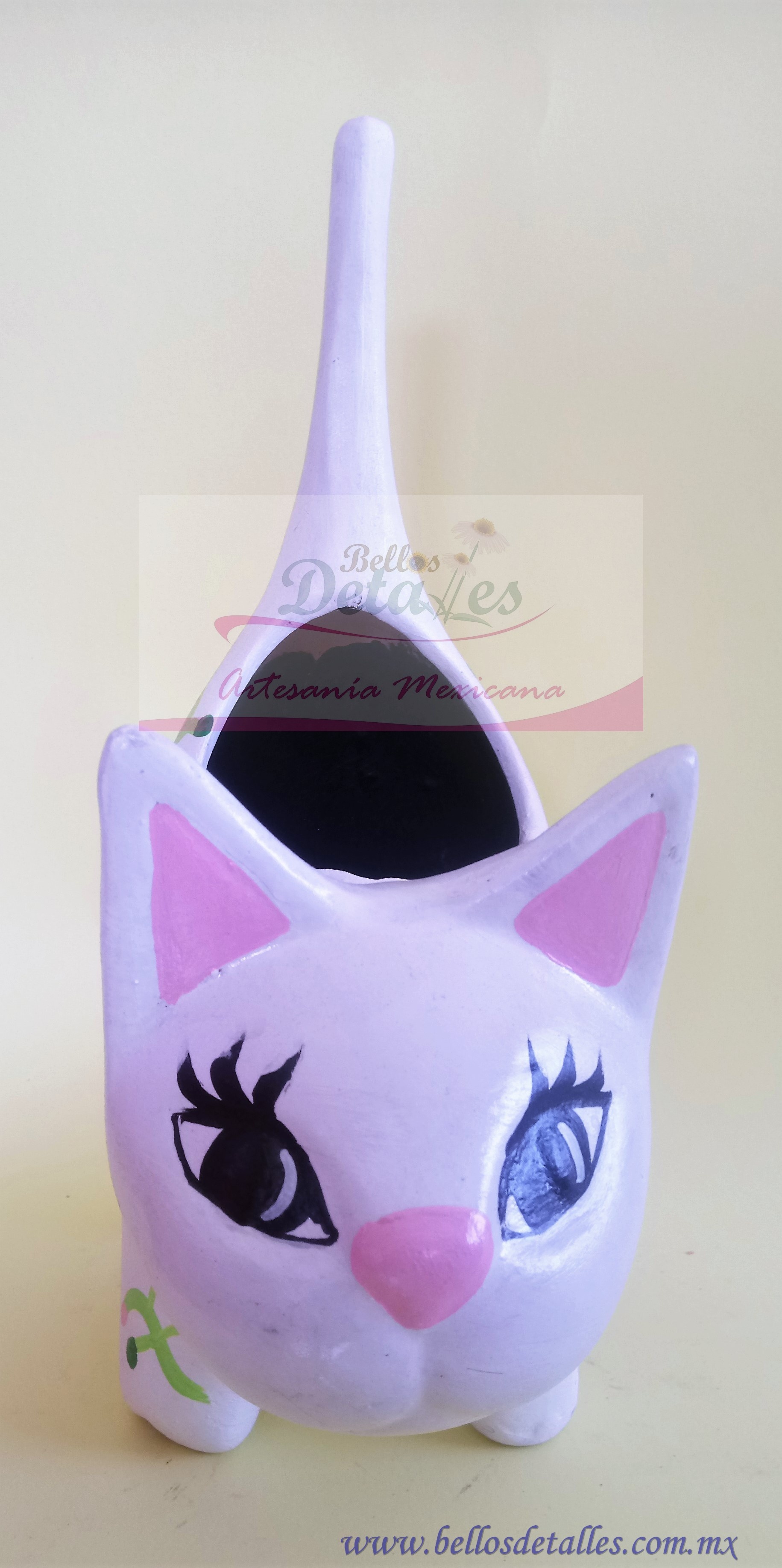 https://0201.nccdn.net/1_2/000/000/182/98c/Gato-blanco--maceta-y-anillero-1831x3669.jpg
