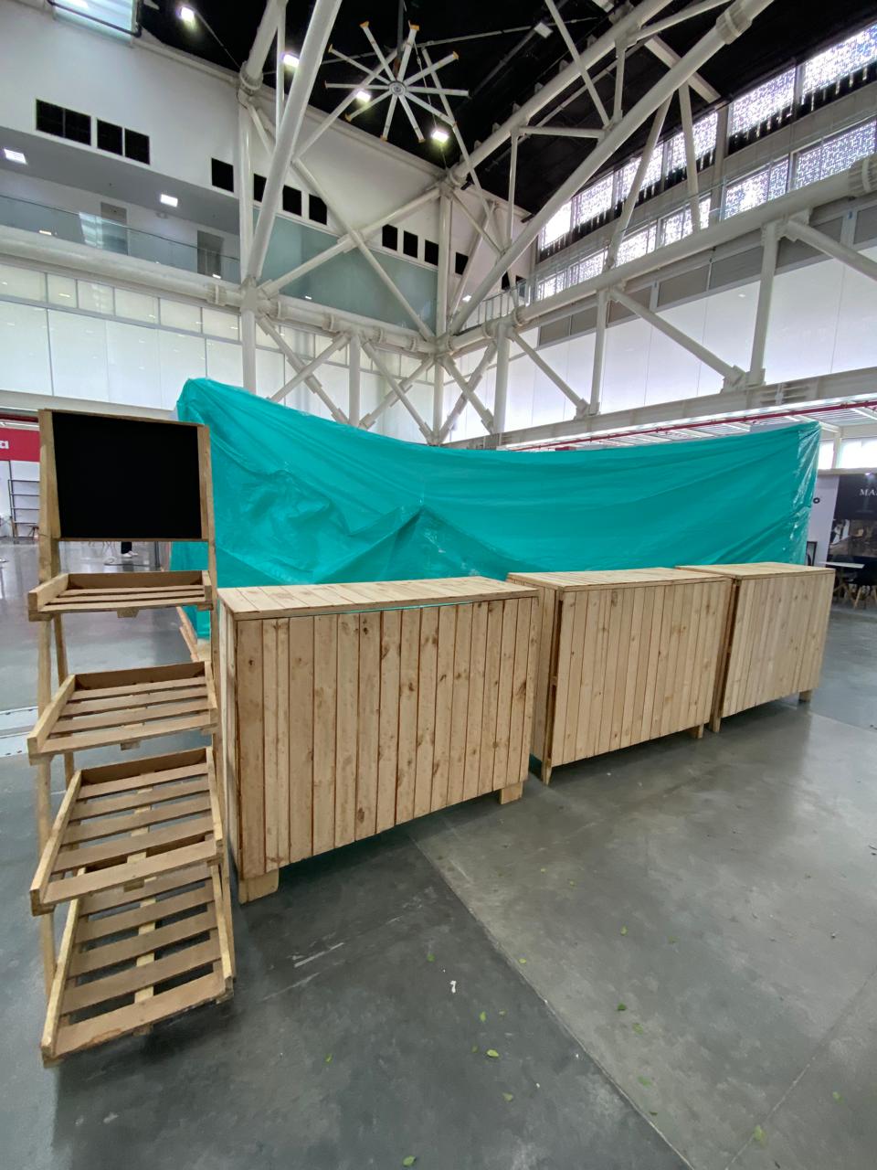 Modulo de Barra
 1.03M Alto
45cm Profundidad
1.27M Ancho
$130.000
 Alquiler