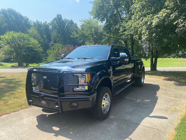 2017 Ford F350 FX4
Lariat, Loaded out, must see!
