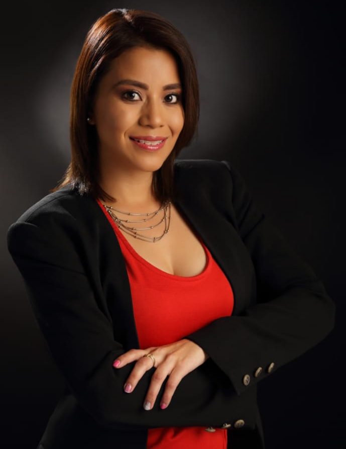 Mtra. Gemma Viviana Lugo Perrusquía.