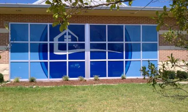 COMMUNITY TRUST BANK
Vinyl Decals (Glass Wall)