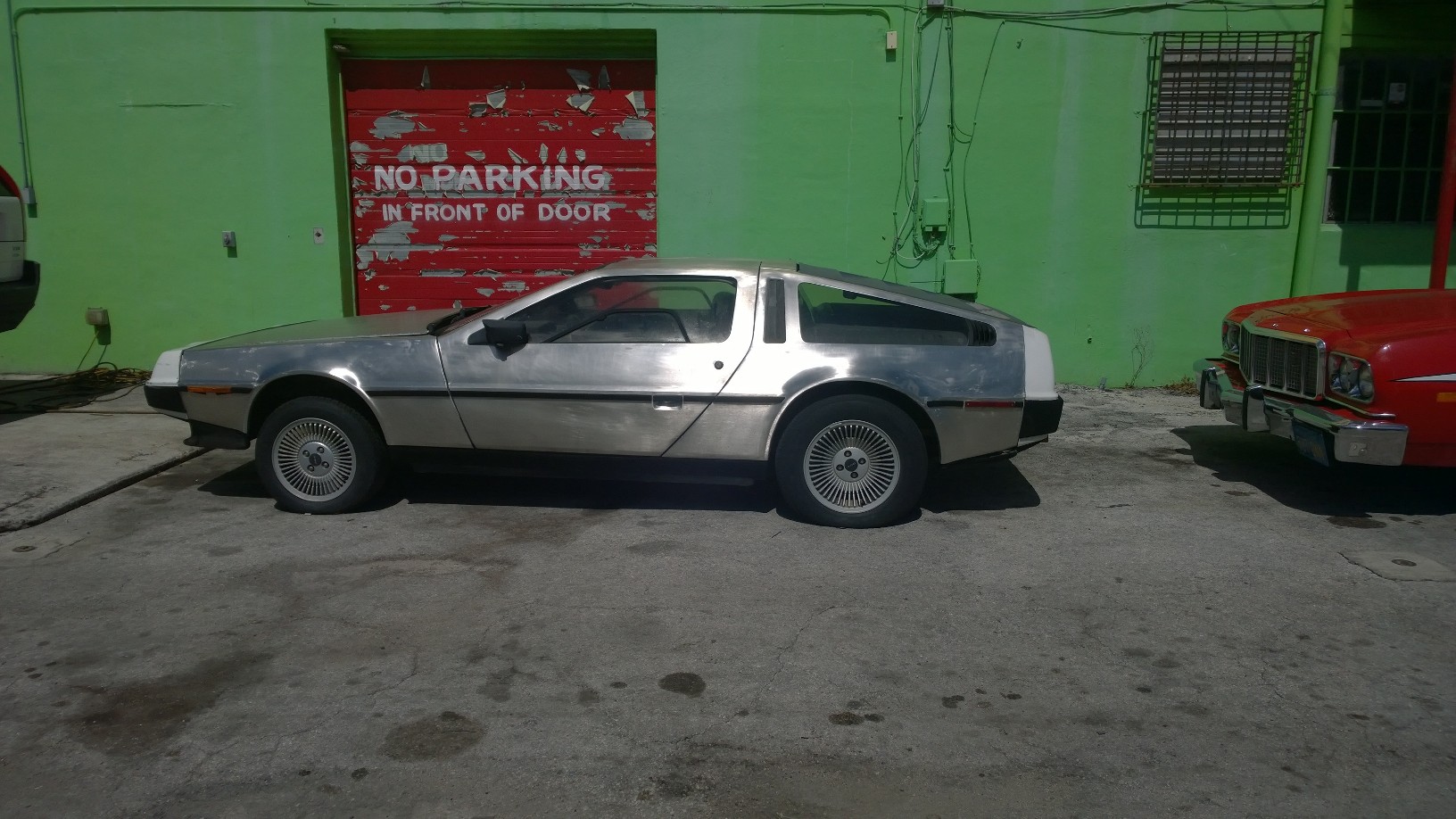1983 DeLorean DMC, V6