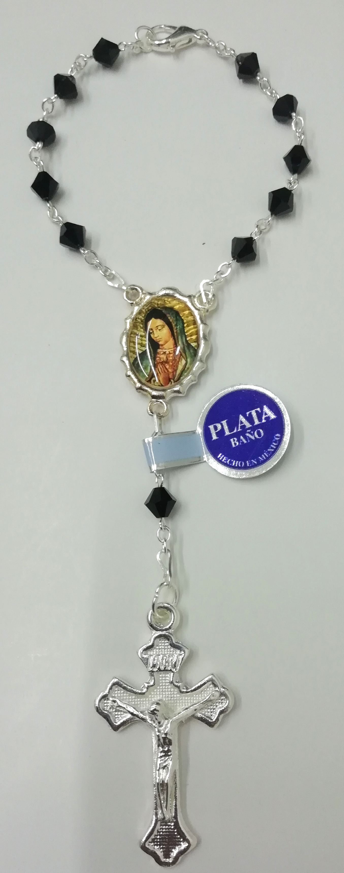 DECENARIO CON CUENTAS DE CRISTAL NEGRAS CON VIRGEN DE GUADALUPE EN BAÑO DE PLATA