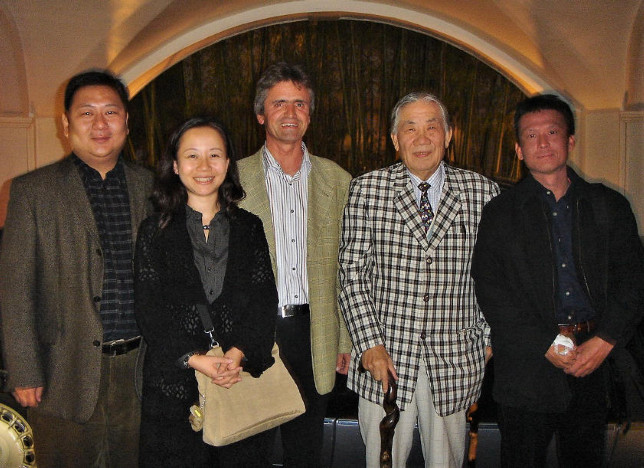 With Great Leader and dear friends - Shanghai - 2004 