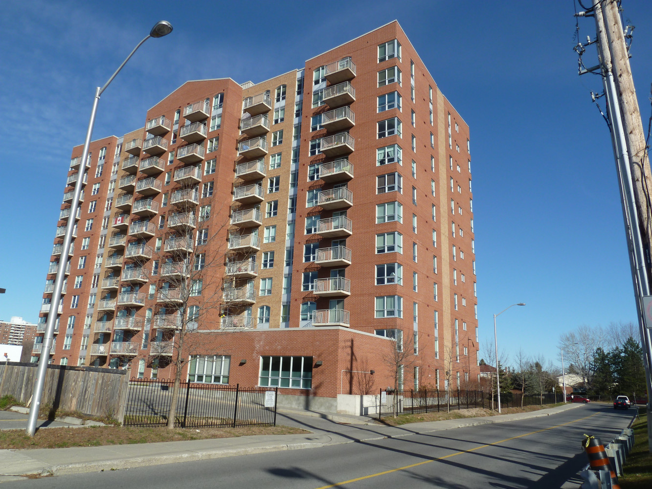 THE CRYSTELLE
120 Grant Carmen Drive, Ottawa, ON