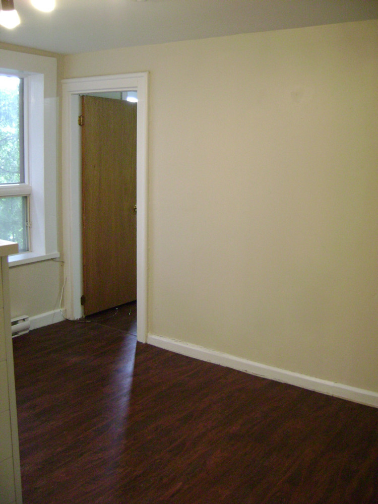 95 Hazen St. #2 Living Room