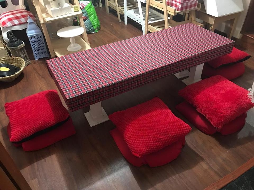 * Rect Baja Tapizada Navidad
+ 6 Cojines $ 80.000