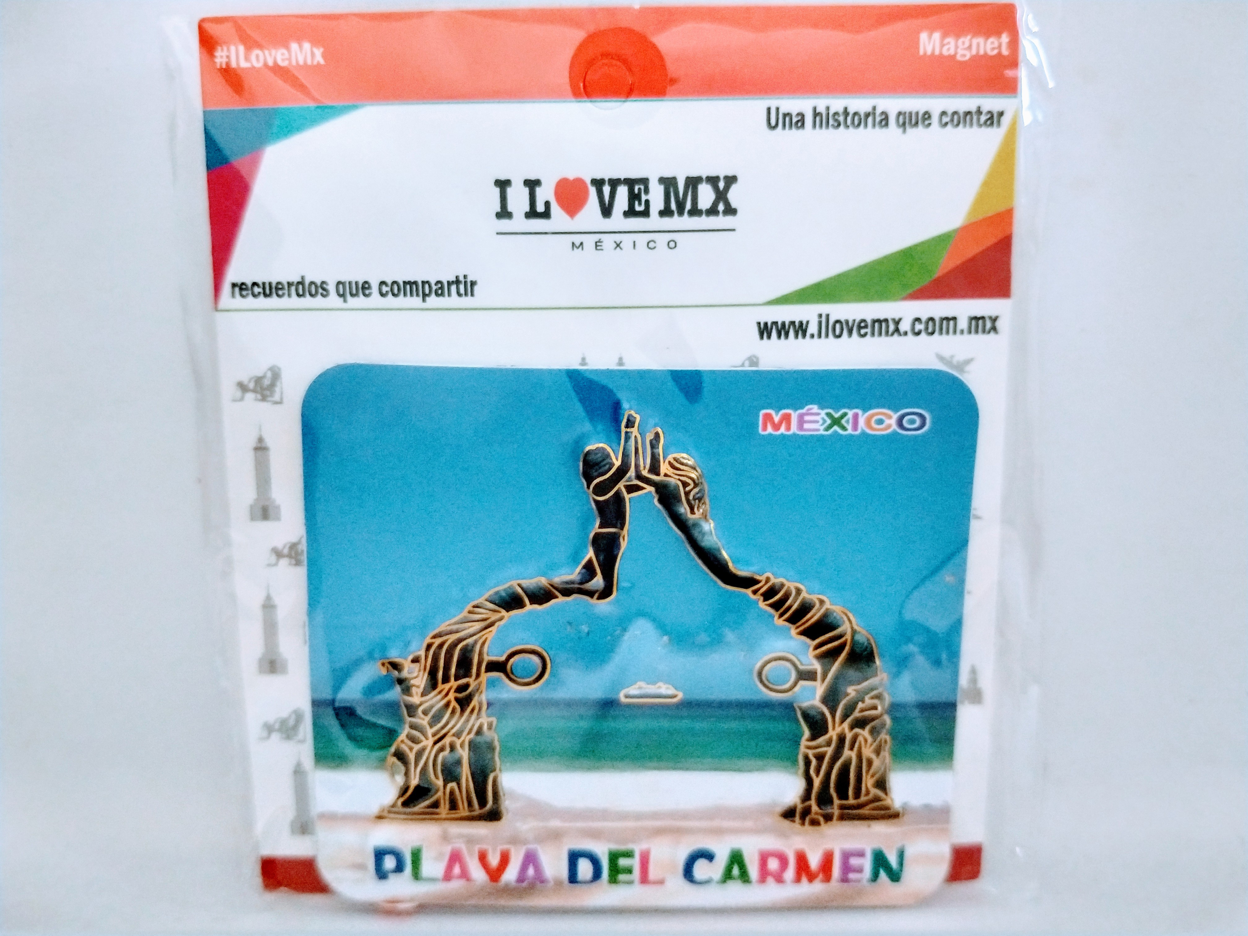 IMÁN RESALTADO
PLAYA DEL CARMEN
7cm Ancho
6cm Alto