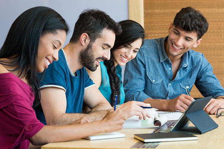 Universidad Azteca de Guadalajara - Bachillerato