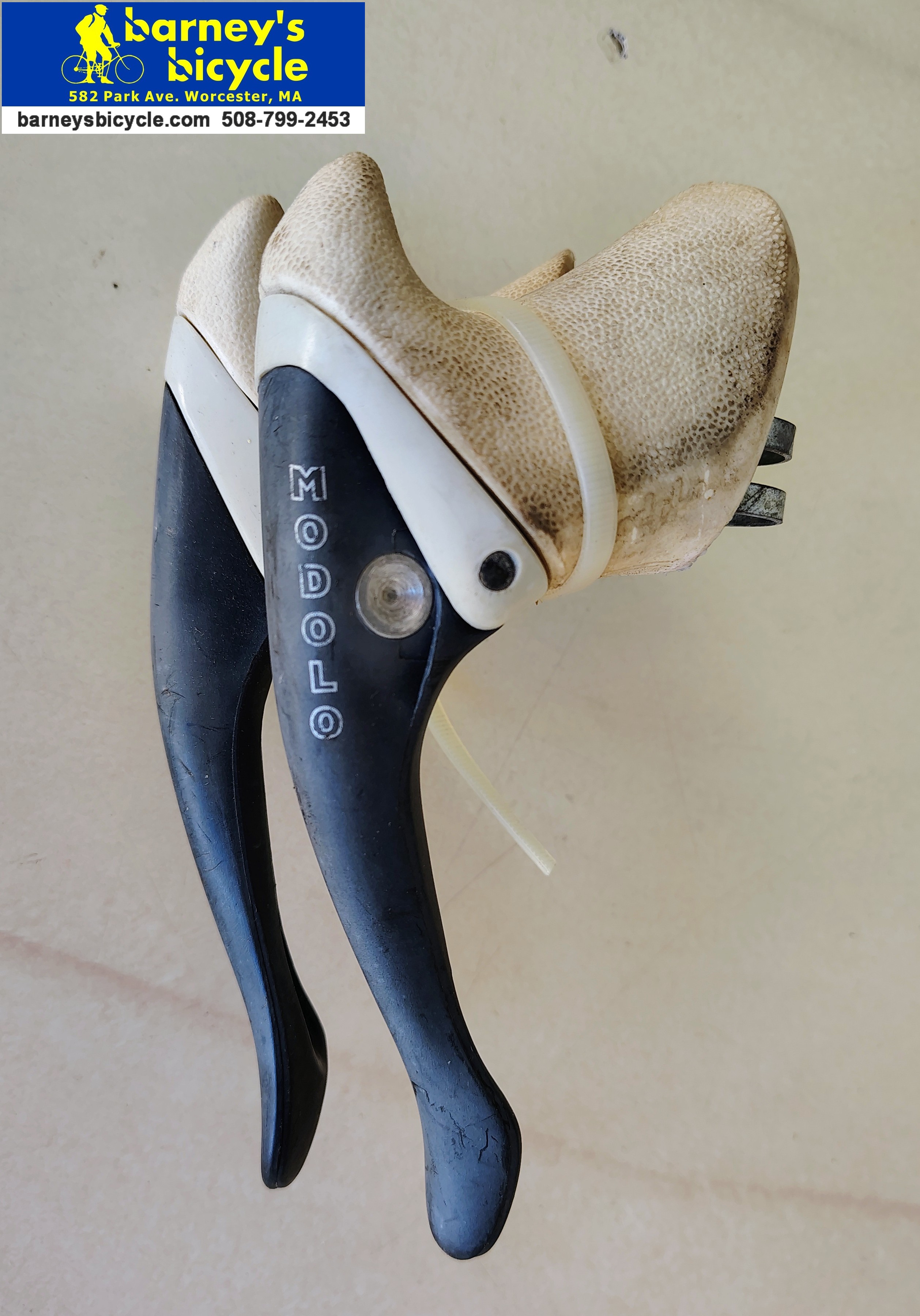 Modolo QT-EXE Aero Brake Levers
Used: $29.00