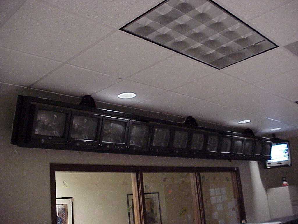 Monitor Rack
