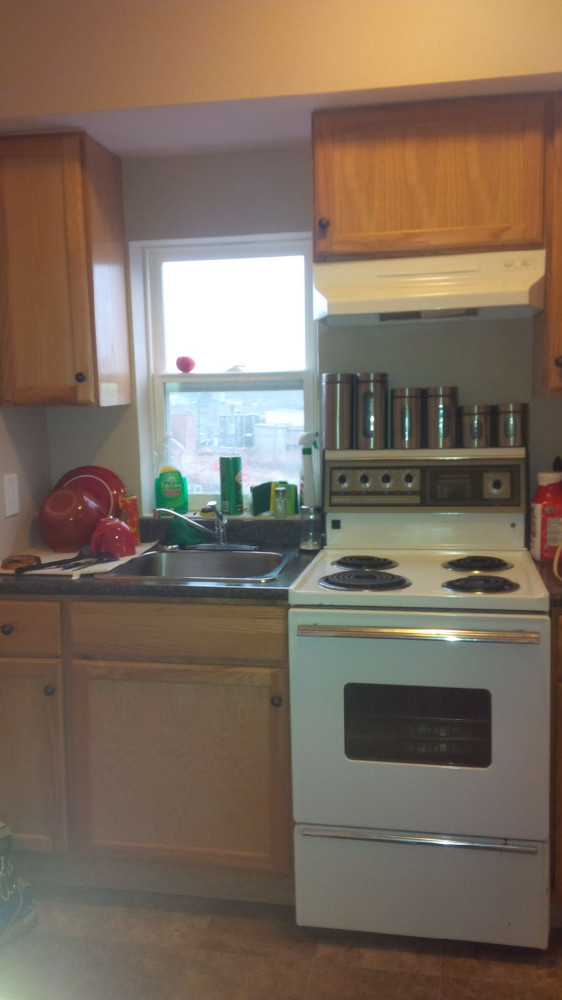 74 Exmouth #C Kitchen