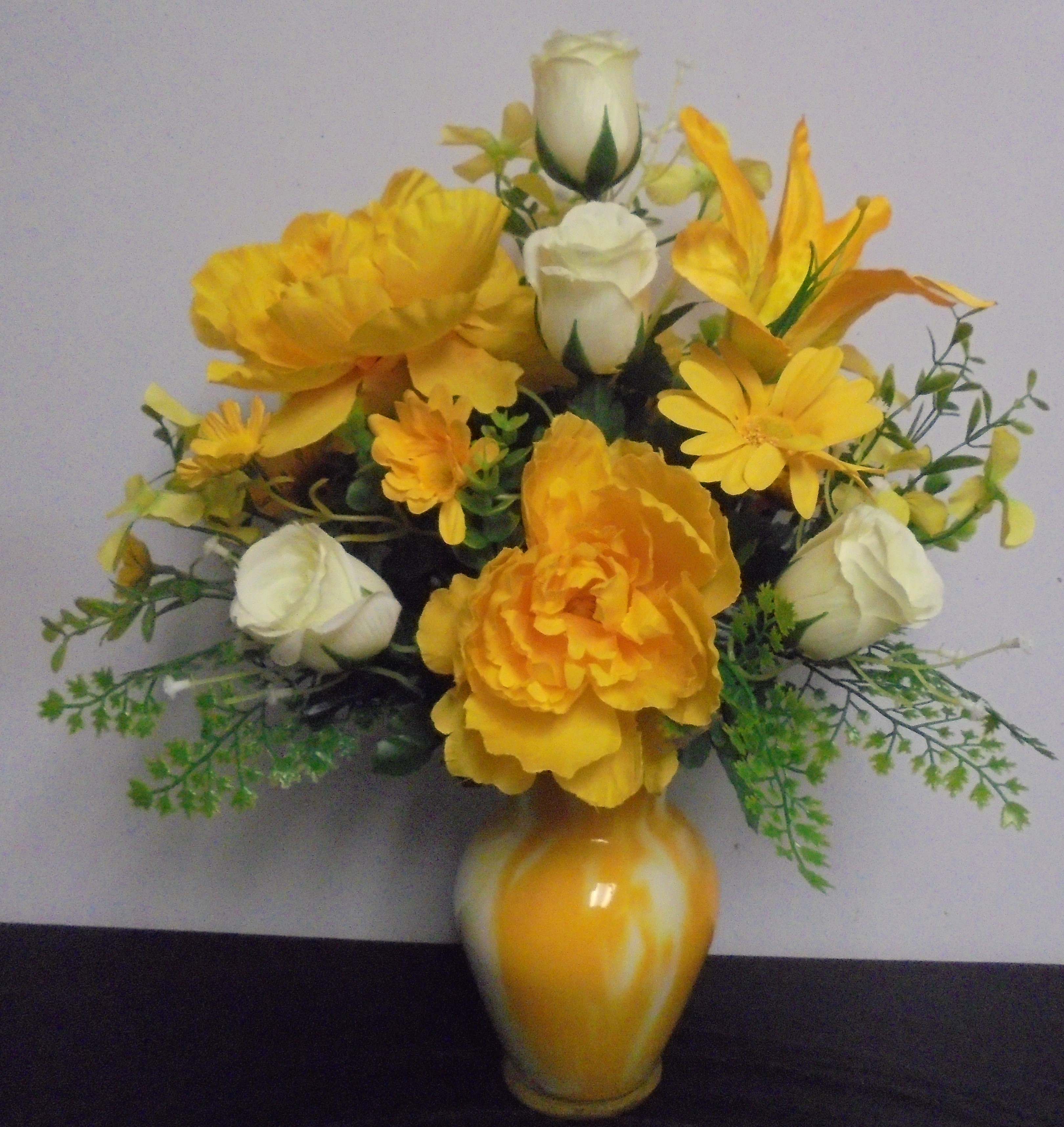 (6) "Silk" Vase Arrangement
(Yellow & White)
$40.00