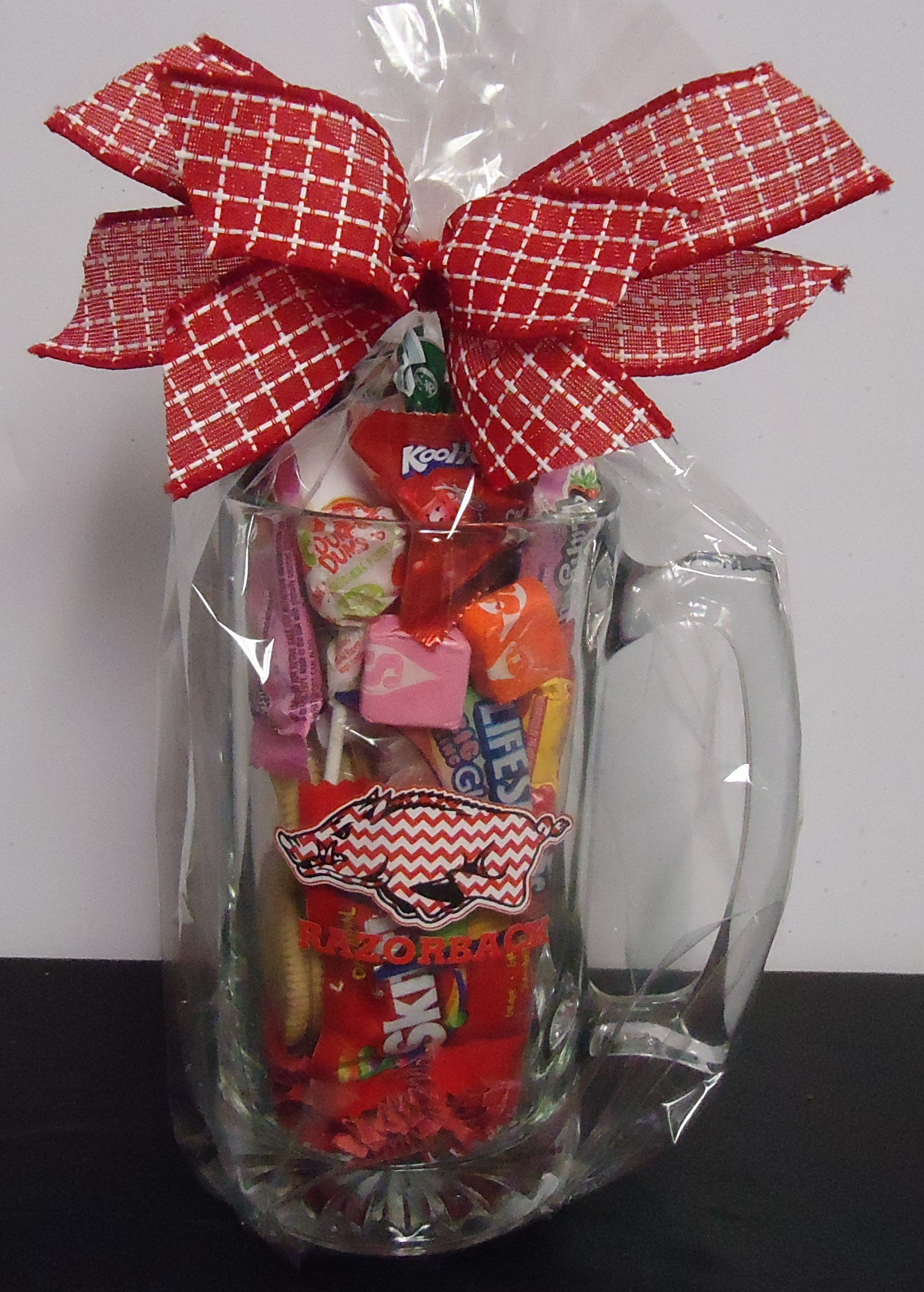 (26)  "Razorback' Sports Mug
W/ Candy
(Different Styles Available)
$25.00