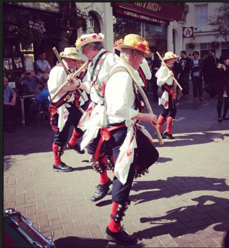 Dancing in Argyle St
