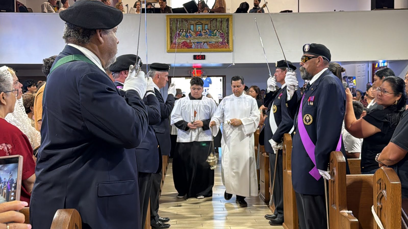 https://0201.nccdn.net/1_2/000/000/18b/ca2/entrance-kofc.jpg