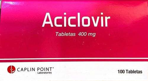Aciclovir se usa para reducir el dolor y acelerar la curación de las heridas o ampollas en las personas que tienen varicela, herpes zóster