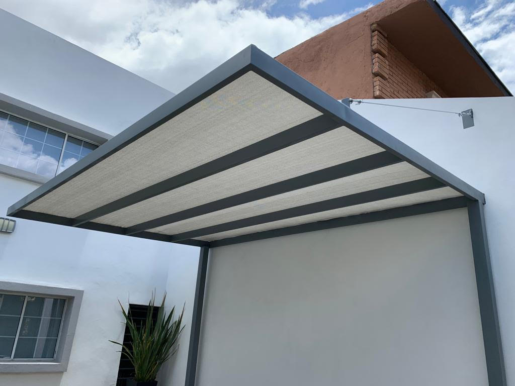 https://0201.nccdn.net/1_2/000/000/18d/080/pergola-cuadrada.jpg
