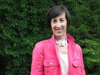 The first trach I had was a Shiley 
with the hated collar that you have 
to wear to keep the tube in the 
hole in your neck - 2009