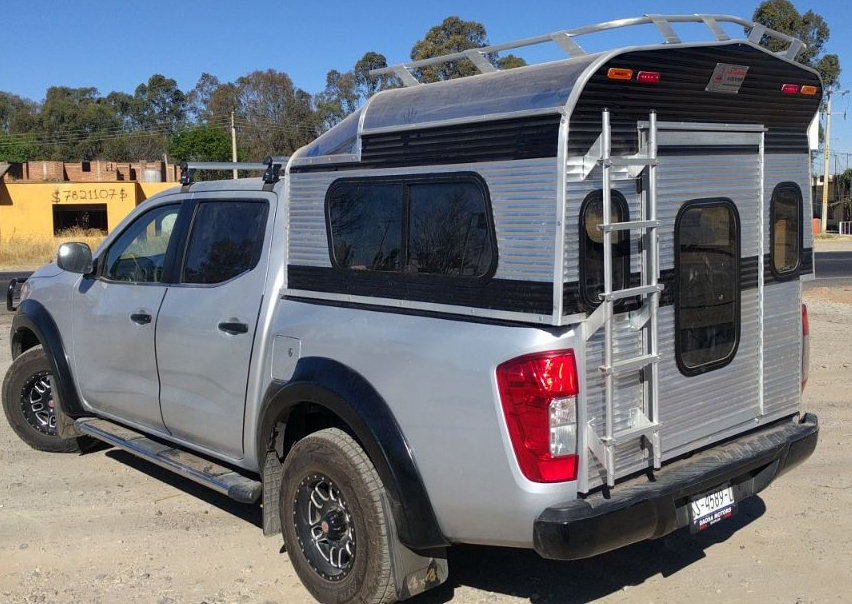 CAMPERS DE ALUMINIO AERODINAMICOS PUERTA COMPLETA