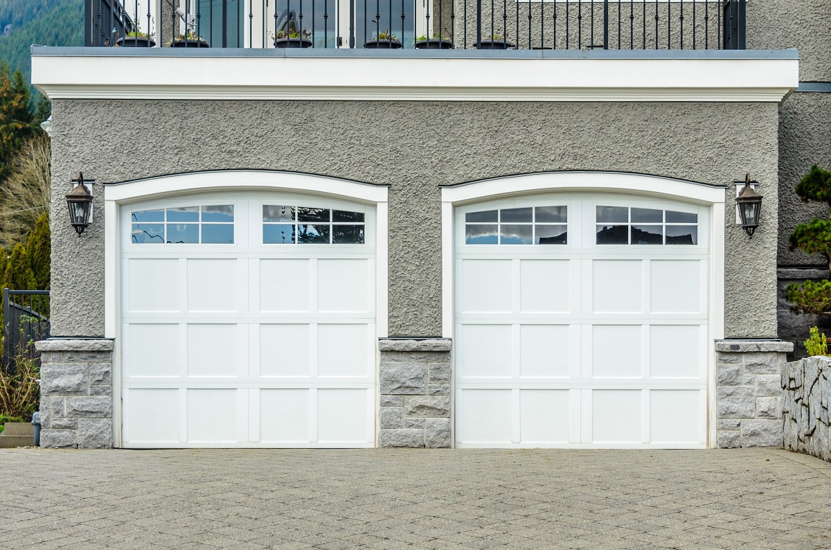 Things To Consider Before Repainting Your Garage Door