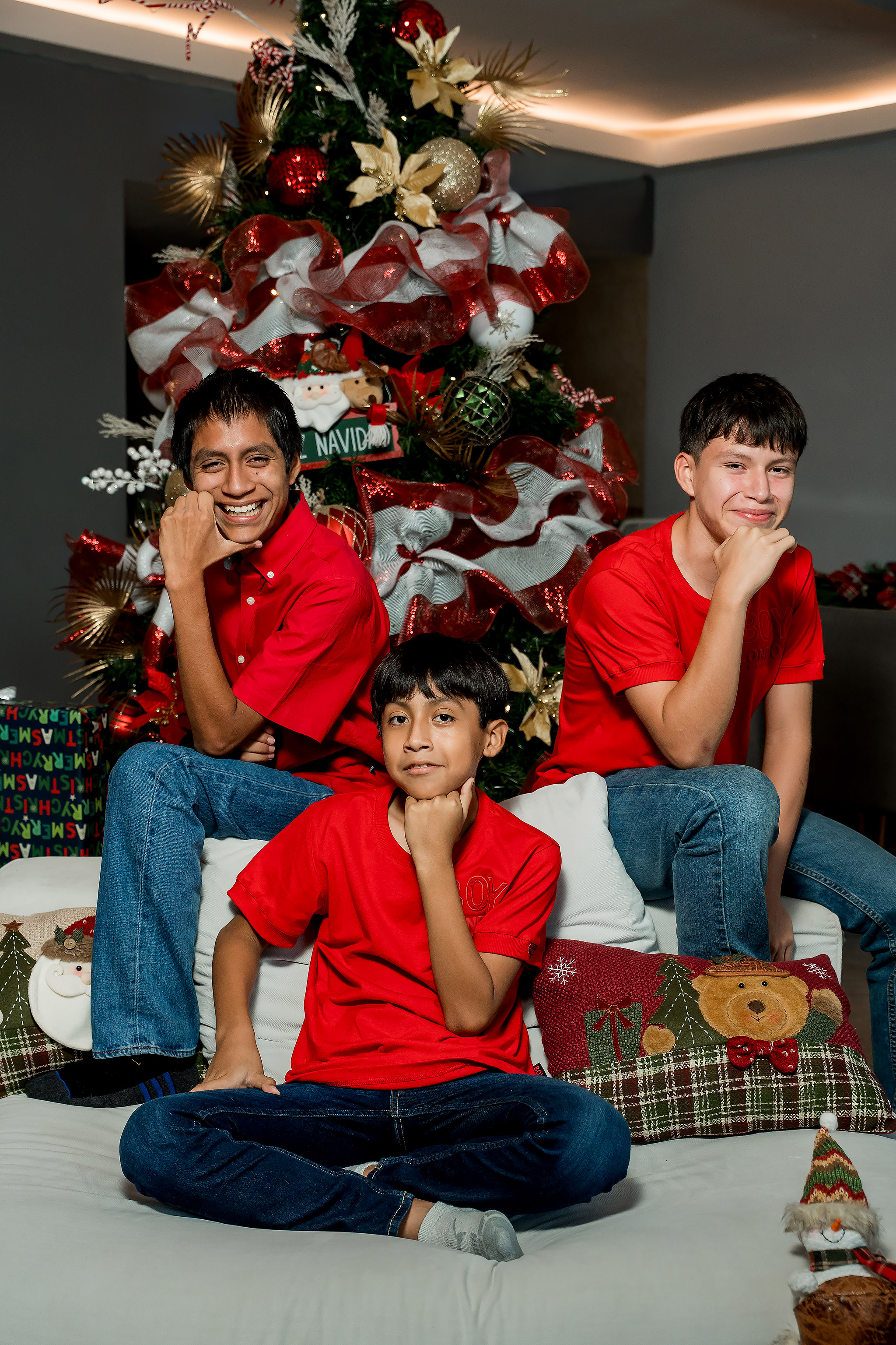 https://0201.nccdn.net/1_2/000/000/18e/22e/navidad_2025_cancun_11.jpg