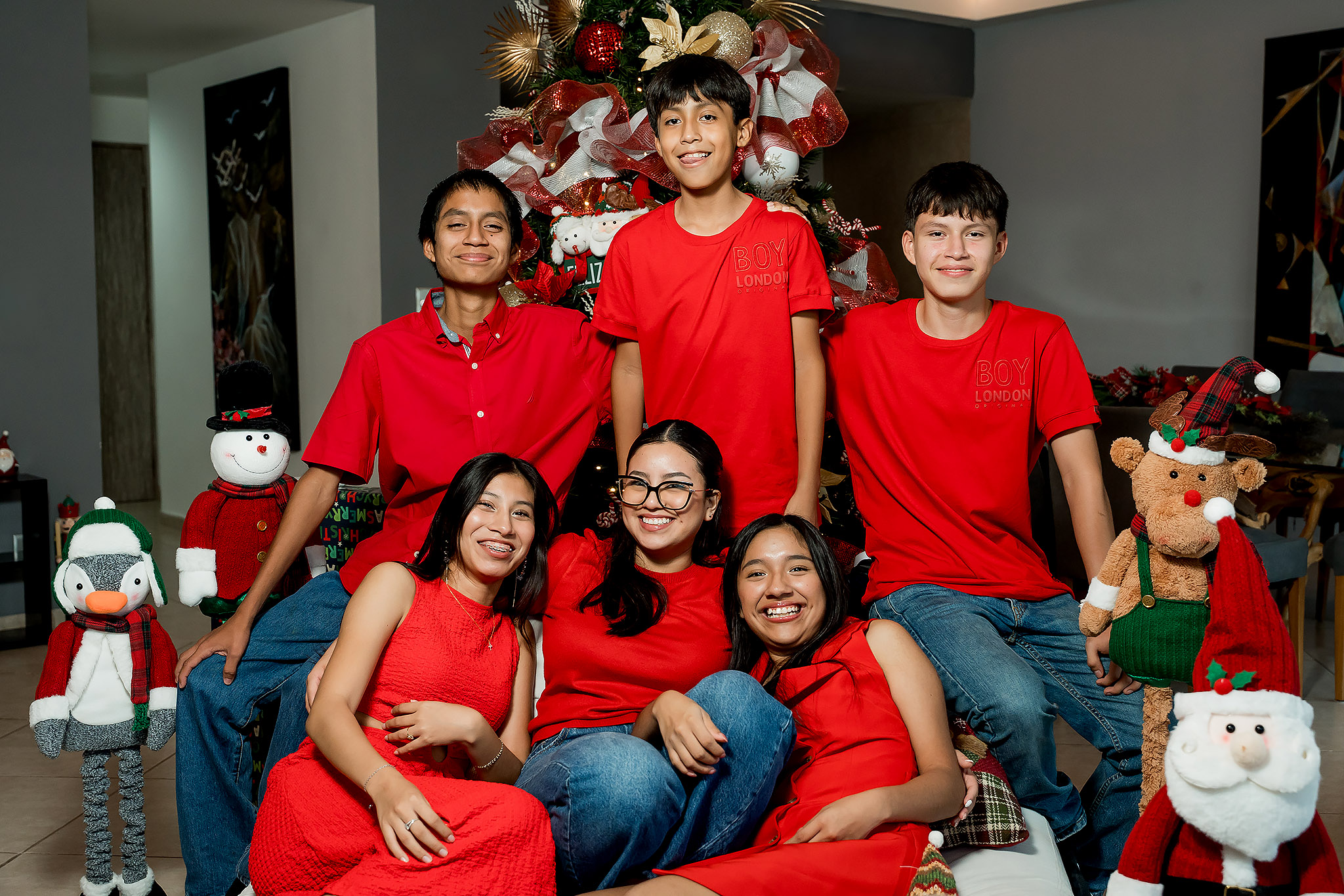 https://0201.nccdn.net/1_2/000/000/18f/0c7/navidad_2025_cancun_4.jpg