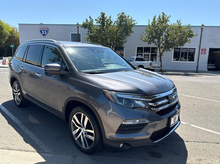 2017 Honda Pilot from 33 Auto Sales (asncars.com)
Miles: 103,587
Drive: 2WD
Trans: Automatic, 9-Spd
Engine: V6, i-VTEC, 3.5 Liter
Exterior: Gray
Stock: 1593
VIN: 5FNYF5H95HB023174