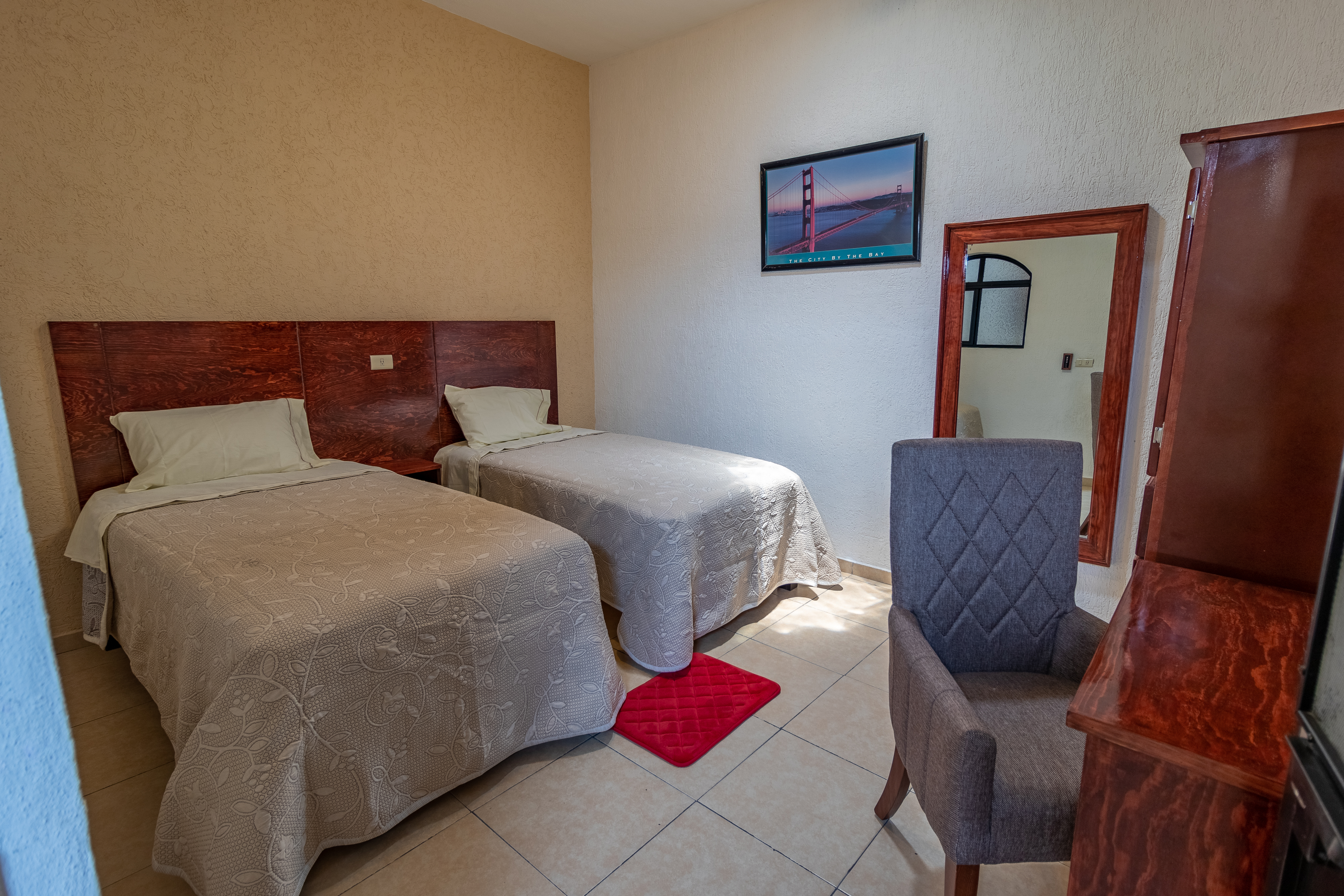https://0201.nccdn.net/1_2/000/000/18f/915/casa-garatusa-40.jpg