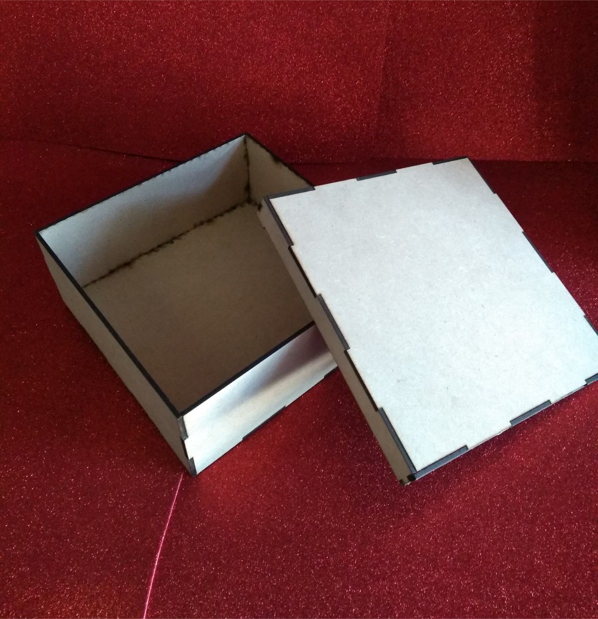 Caja con Tapa
20 x 20 x  8 cm $75.00