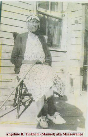 Minaewanee (Still Water) Angeline B. Manuel-Tinkham, daughter of Lucretia Scott-Manuel - Wampanoag/ Ponkapoag circa 1934, ninth generation descendent of Massasoit