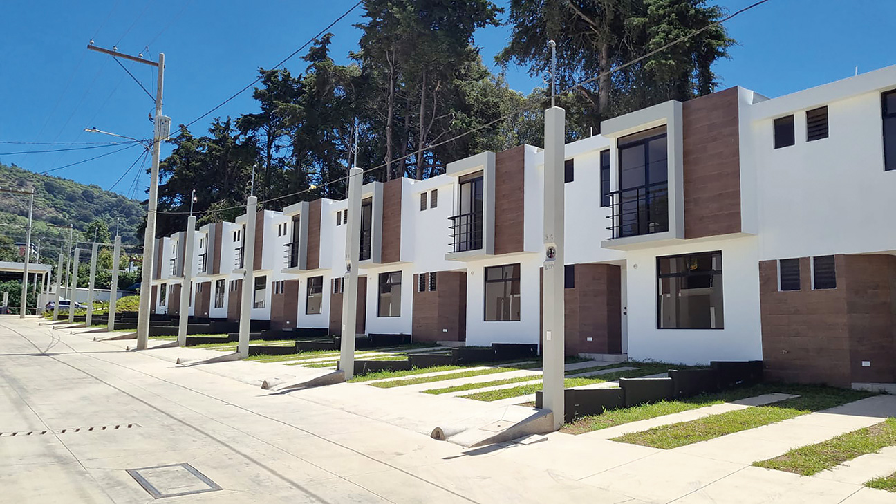 https://0201.nccdn.net/1_2/000/000/190/9d5/casa-peque%C3%B1a.jpg